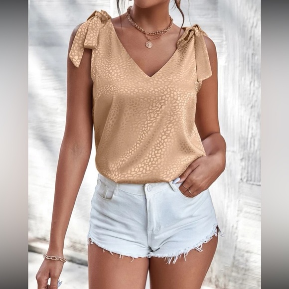 Boho Leopard Print Satin Sleeveless Blouse - Picture 13 of 16